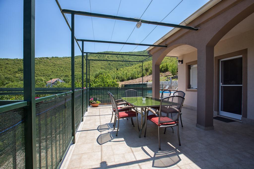 Holiday Villa Anna Primorski Dolac Екстер'єр фото